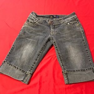 Size 5 mid jean shorts